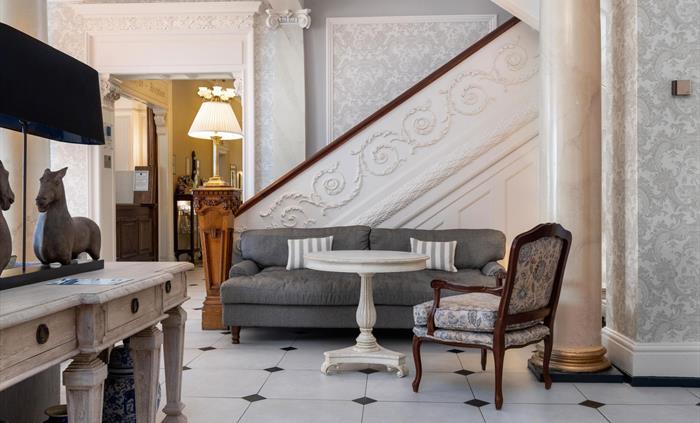 Hotel Foyer